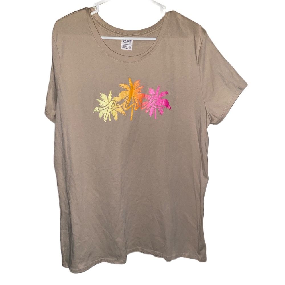 PINK Victoria’s Secret Graphic Tee